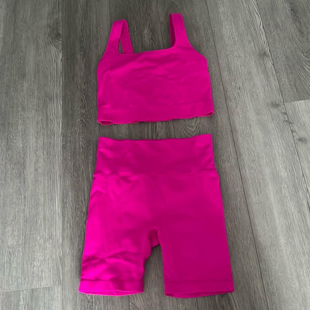 Hot pink workout set